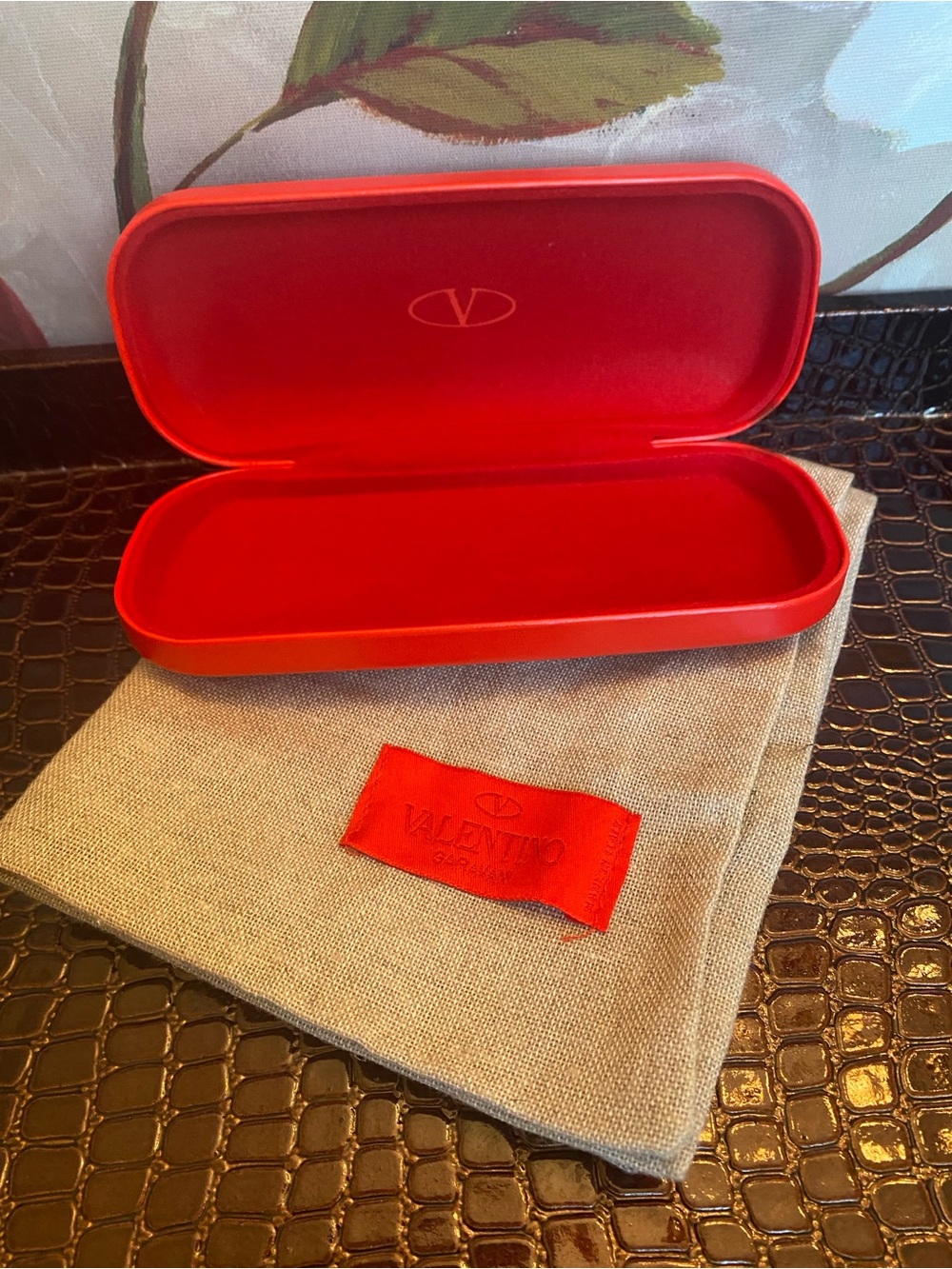Valentino Bundle w/Red Hard Sunglasses Case w/Logo, Dust Bag & EUC Bonus Linen